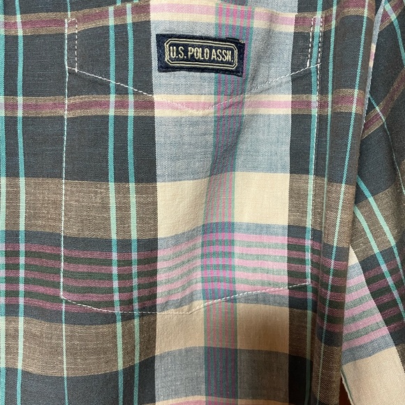 US Polo Assn Plaid short sleeve shirt - Picture 4 of 6